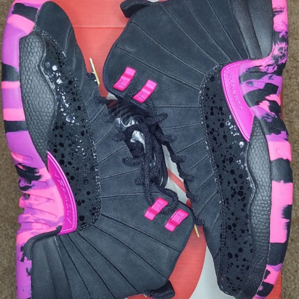 Air Jordan 12 Retro 'Doernbecher' Size 6.5Y/8 women